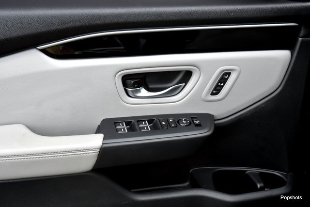Used 2024 Honda Pilot Touring image 9