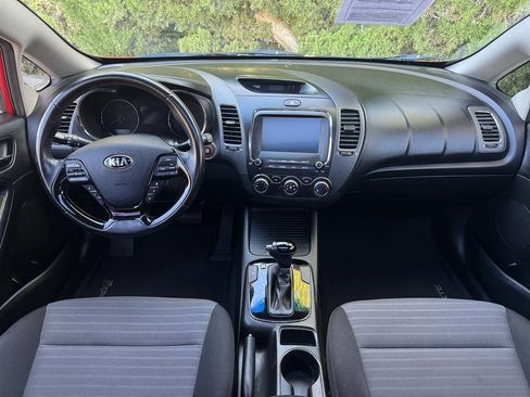 Used 2018 Kia Forte S w/ S Technology Plus Package image 7