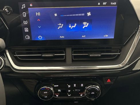 New 2026 Chevrolet Trax ACTIV w/ Sunroof Package image 39