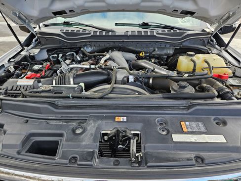 Certified 2022 Ford F250 Lariat w/ Lariat Ultimate Package image 22