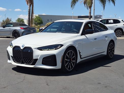 Used 2023 BMW i4 eDrive40 w/ M Sport Package RWD image 5