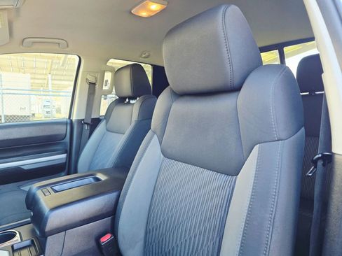 Used 2017 Toyota Tundra SR5 w/ SR5 Upgrade Package image 15