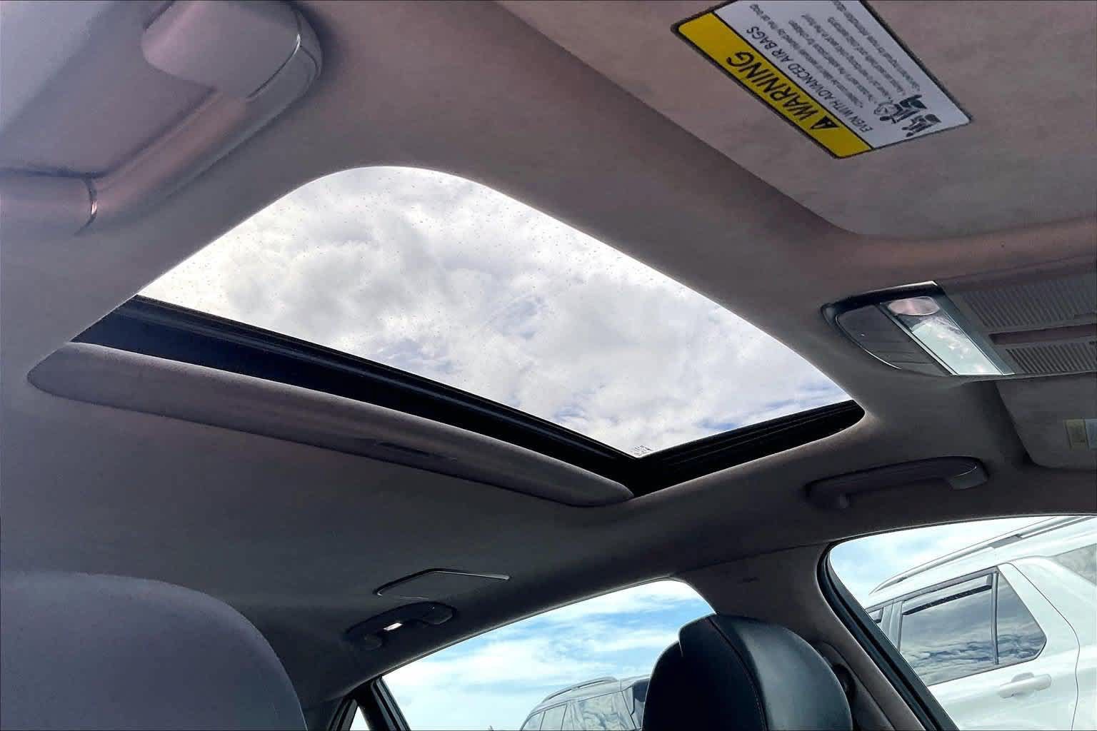 Used 2019 Genesis G90 5.0 Ultimate RWD image 30