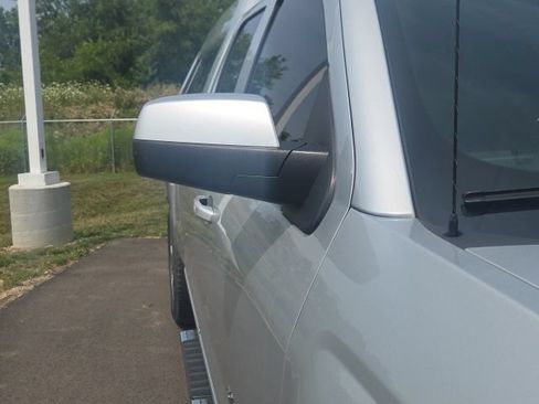 Used 2016 Chevrolet Silverado 1500 LT w/ All Star Edition AWD/4WD image 5