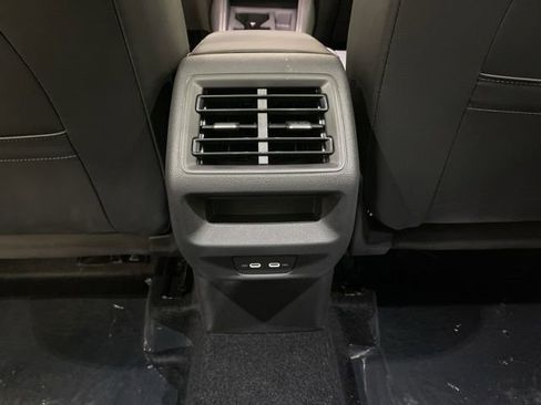 New 2026 Volkswagen Tiguan SE R-Line image 25