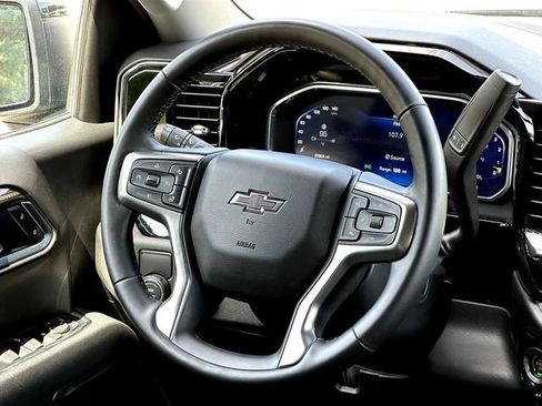 Used 2026 Chevrolet Silverado 1500 RST RWD image 30