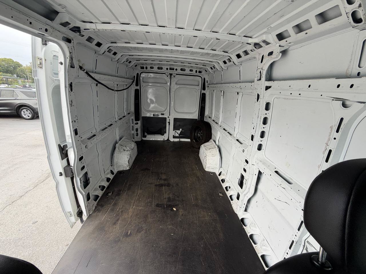 Used 2021 RAM ProMaster 3500 w/ Convenience Group FWD image 11