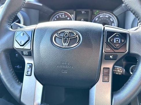Used 2021 Toyota Tacoma TRD Off-Road w/ Technology Package image 16