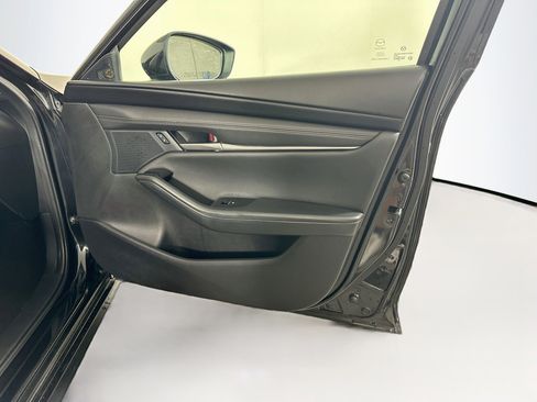 Used 2024 MAZDA MAZDA3 s FWD image 31