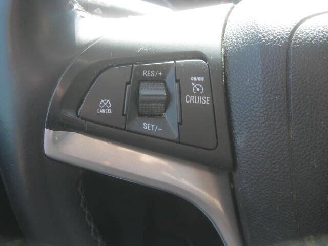 Used 2018 Chevrolet Trax LT w/ LT Convenience Package AWD/4WD image 18