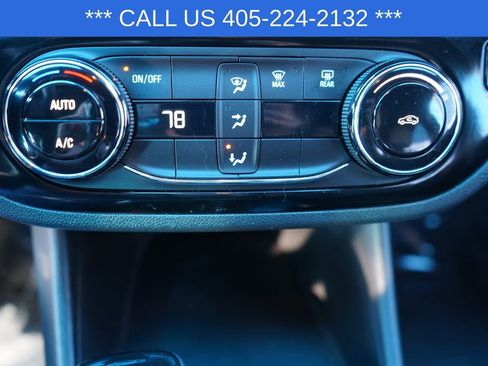 Used 2025 Buick Envista Sport Touring image 34