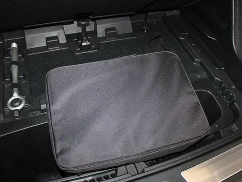 New 2026 Cadillac Optiq Sport 2 image 35