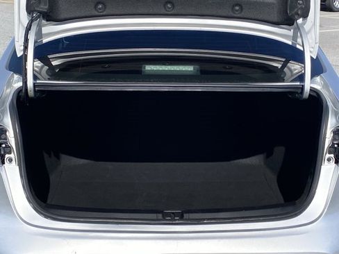 Used 2020 Toyota Corolla LE image 26