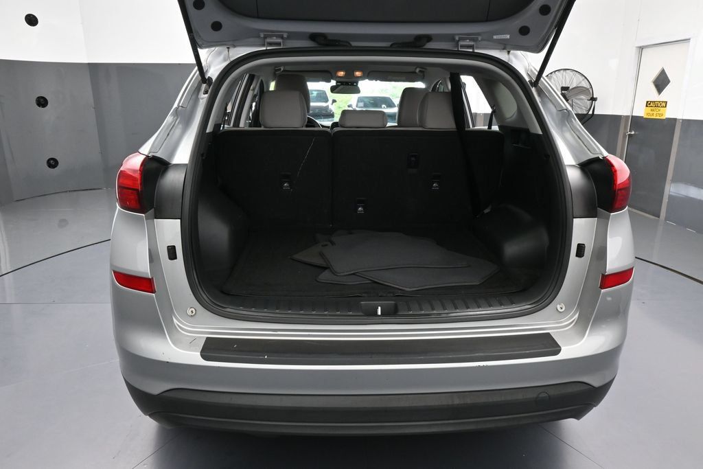 Used 2020 Hyundai Tucson SE FWD image 34