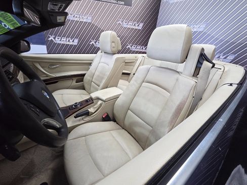 Used 2013 BMW 328i Convertible RWD image 27