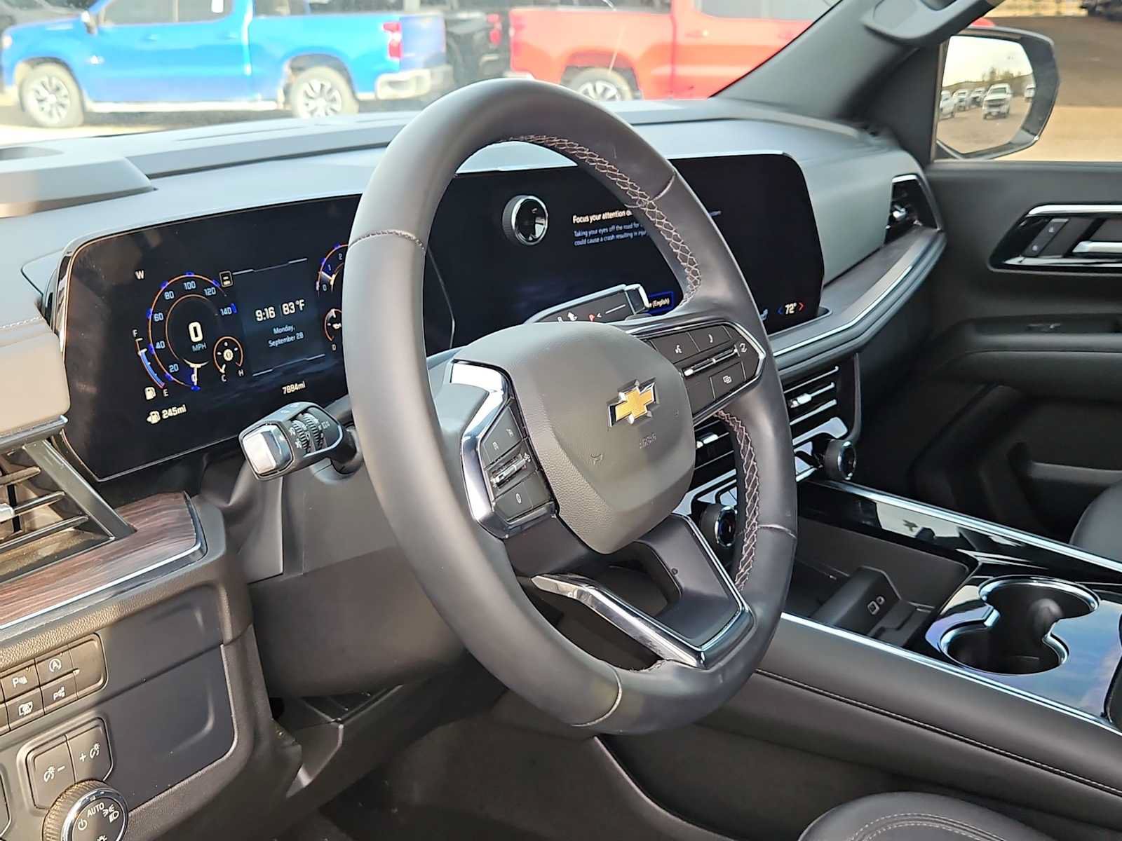 Used 2025 Chevrolet Tahoe LT RWD image 10