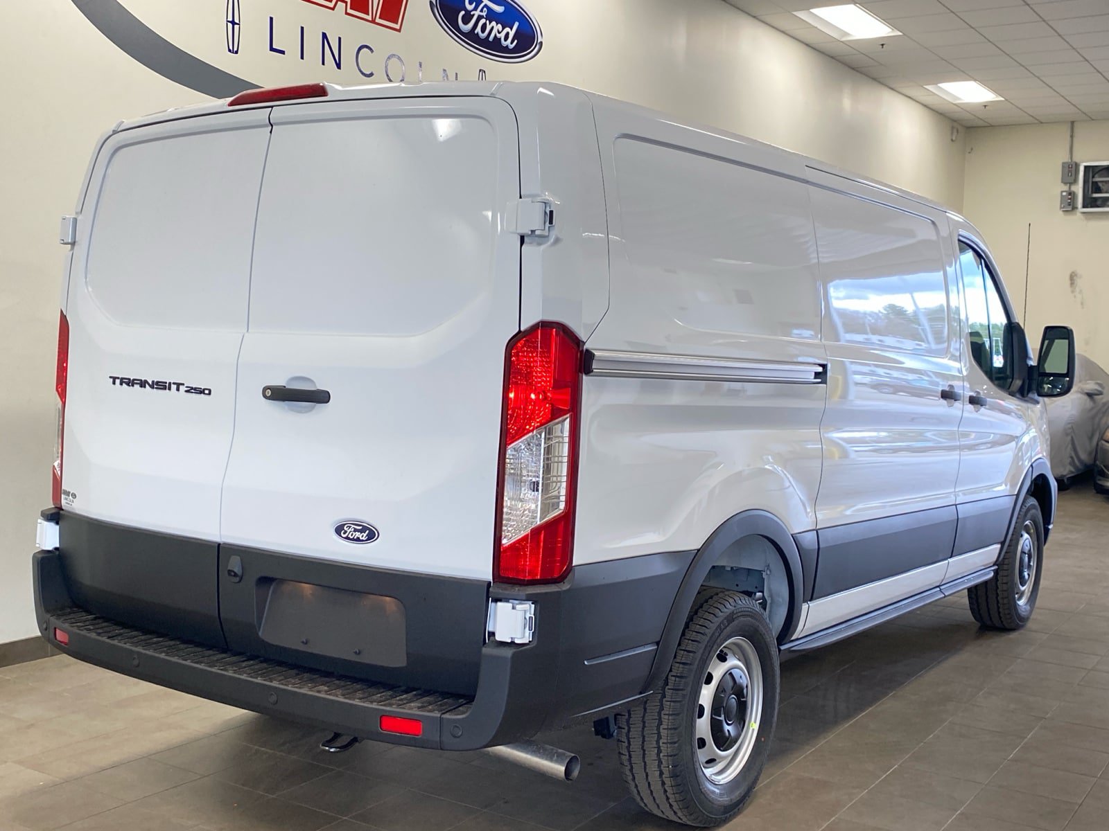 New 2026 Ford Transit 250 Low Roof RWD image 8