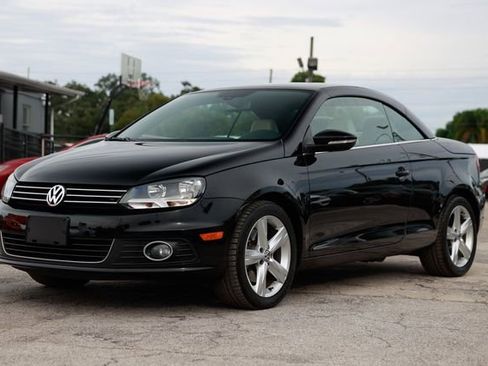 Used 2012 Volkswagen Eos Executive image 3
