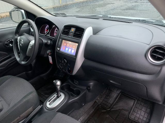 Used 2019 Nissan Versa SV FWD image 11
