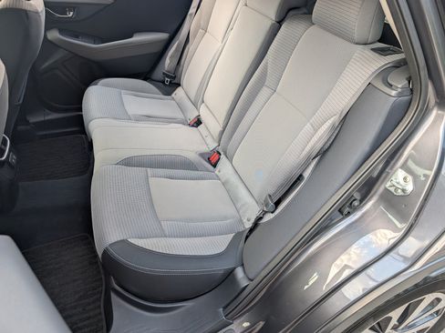 Used 2022 Subaru Outback Premium AWD/4WD image 17