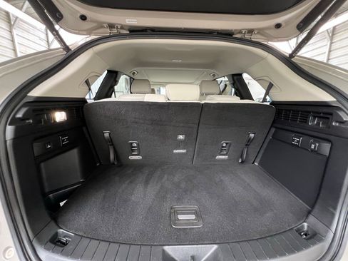 Used 2024 MAZDA CX-90 Plug-In Hybrid w/ Premium Plus AWD/4WD image 9