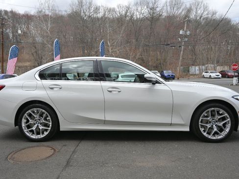 Used 2025 BMW 330i xDrive Sedan AWD/4WD image 8
