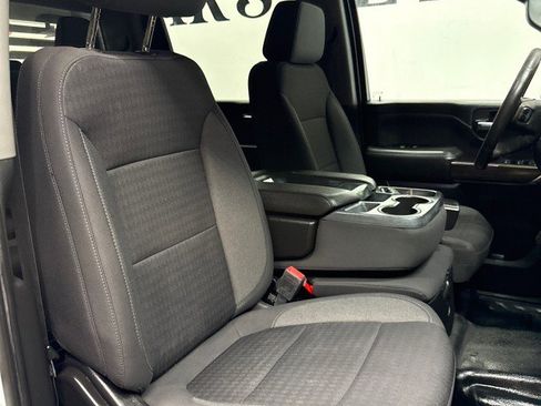 Used 2022 Chevrolet Silverado 2500 LT w/ Convenience Package image 20