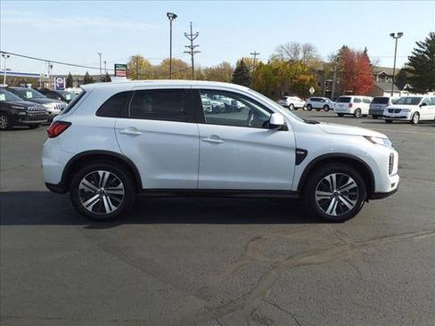 Used 2024 Mitsubishi Outlander Sport ES image 2