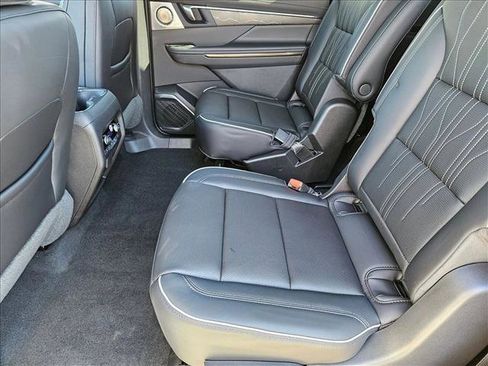 New 2026 Buick Enclave Avenir w/ Super Cruise Package image 16