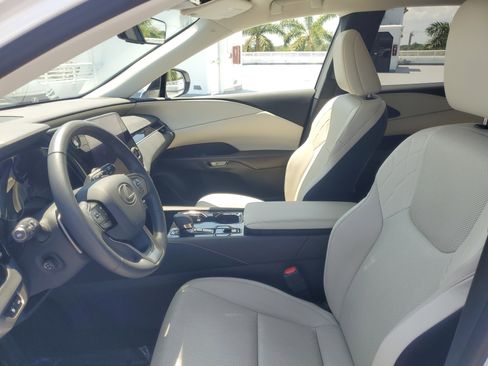 Used 2024 Lexus RX 350 FWD w/ Technology Package image 15