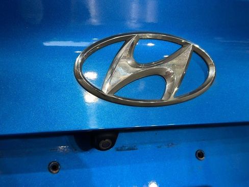Used 2017 Hyundai Elantra SE FWD image 31