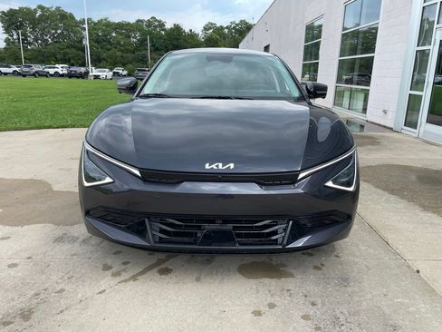 New 2026 Kia EV6 Wind AWD/4WD image 3