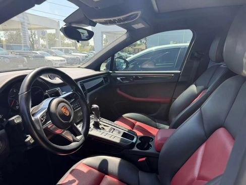 Used 2018 Porsche Macan Sport Edition AWD/4WD image 4