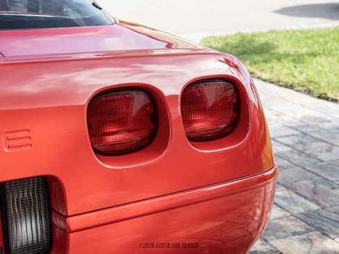 Used 1992 Chevrolet Corvette Coupe RWD image 48
