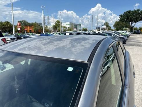 Used 2010 MAZDA CX-7 i SV FWD image 12