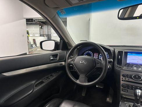 Used 2013 INFINITI G37 4dr x AWD w/ Premium Pkg image 41