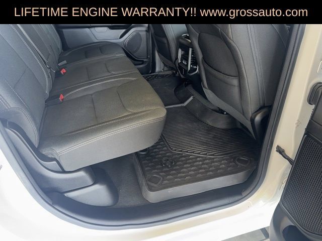 Used 2023 RAM 1500 Big Horn AWD/4WD image 37