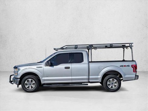 Used 2015 Ford F150 XLT image 8