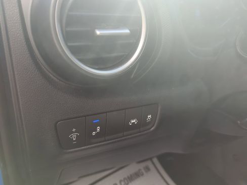 Used 2019 Hyundai Kona SEL image 22