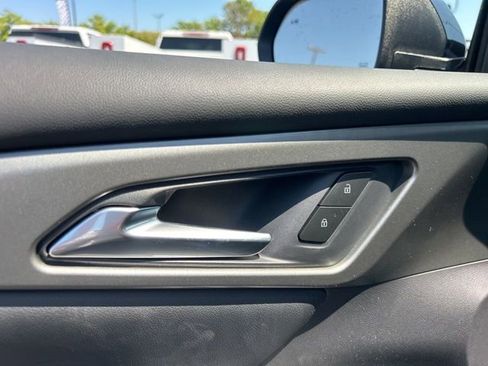 New 2026 Chevrolet Traverse LT w/ Sun and Wheel Package FWD image 12