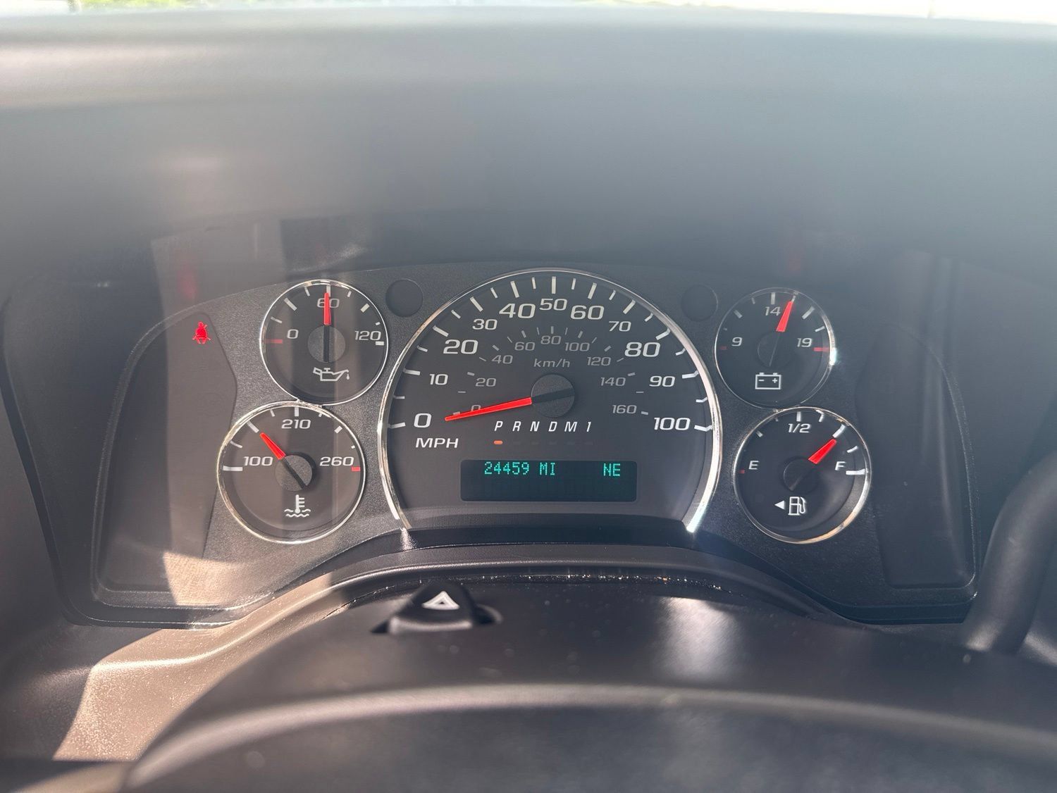 Used 2025 Chevrolet Express 2500 Extended w/ Driver Convenience Package RWD image 22