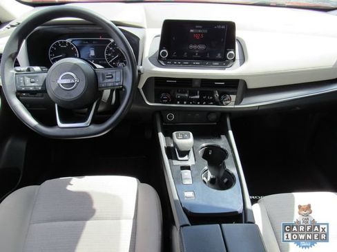 Certified 2023 Nissan Rogue SV FWD image 14