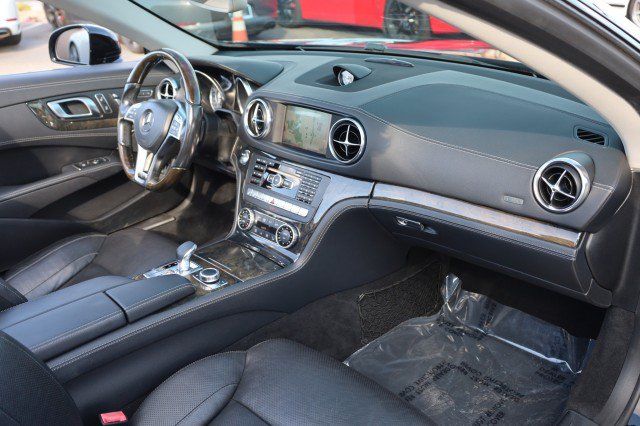 Used 2014 Mercedes-Benz SL 550 image 42