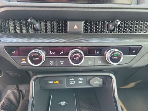 Used 2025 Honda CR-V Sport-L image 25