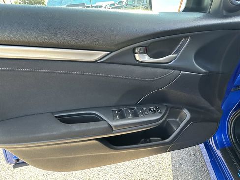 Used 2018 Honda Civic EX image 21