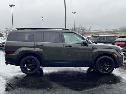 Used 2025 Hyundai Santa Fe XRT image 2