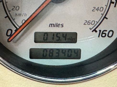 Used 2004 Mercedes-Benz SLK 230 image 10