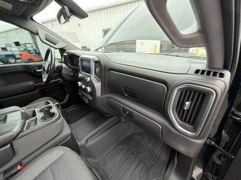 Used 2020 GMC Sierra 1500 Elevation w/ Elevation Value Package AWD/4WD image 28