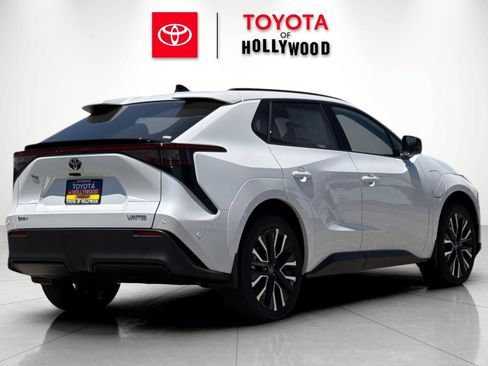 New 2026 Toyota bZ FWD image 4