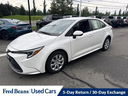 Used 2023 Toyota Corolla LE w/ Carpet Mat Package (TMS) FWD image 20